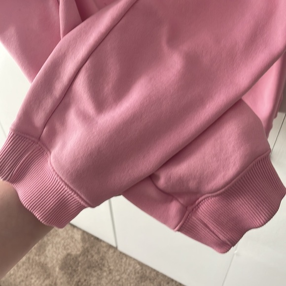 Under Armour Size Large Pink Hoodie - Picture 6 of 9
